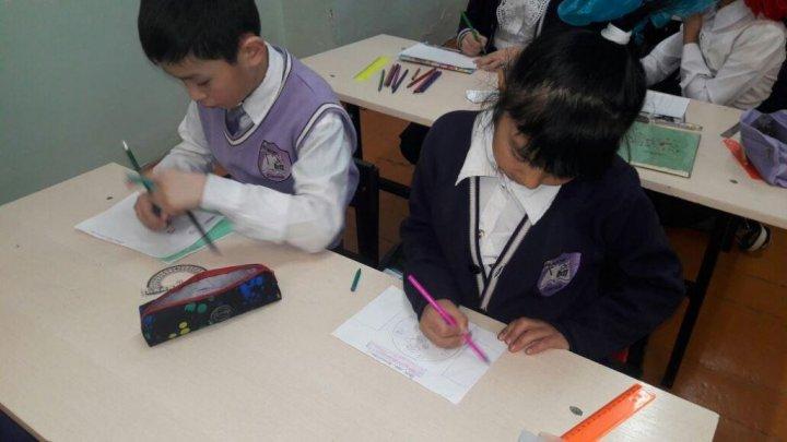 Сынып сағаты " Отан неден басталады ".