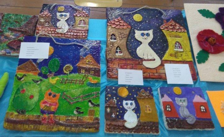 Выставка творчества детей «Зимушка - зима»