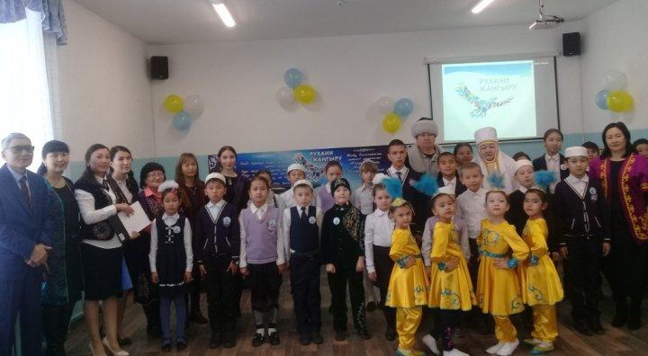 "Абай әлеміне саяхат" клубы