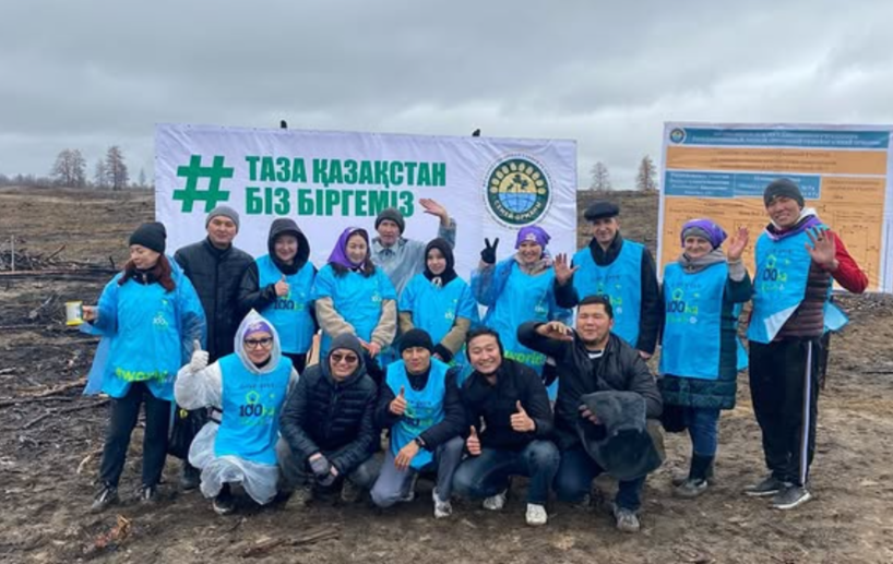 “Семей Орманы” мемлекеттік орман табиғи резерватымен бірлесіп,№12 ЖОББМ ұжымы қарағай ағаш отырғызу акциясына қатысып,табиғатты қорғауға өз үлестерін қосты.