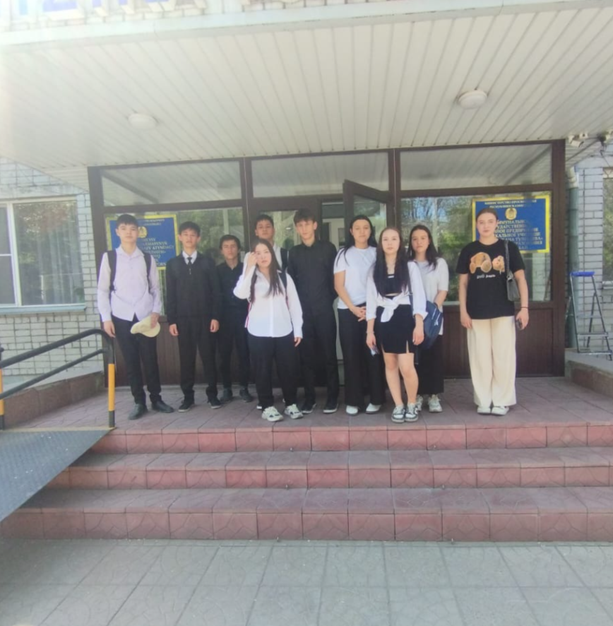 14.05 күні мектебіміздің 9 сынып оқушылары қаламыздағы "Мұқан Төлебаев атындағы музыкалық училищесіне" профориентациялық экскурсиямен барды