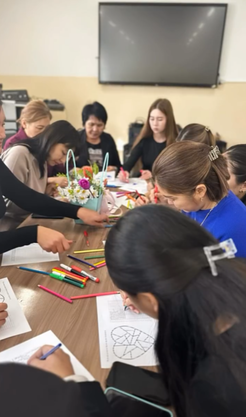 «Біз — команда» тақырыбында психологиялық тренинг өткізді.